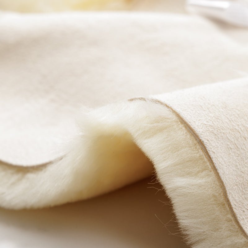 Kavalkade Lammfellkissen PURE - IQ Horse