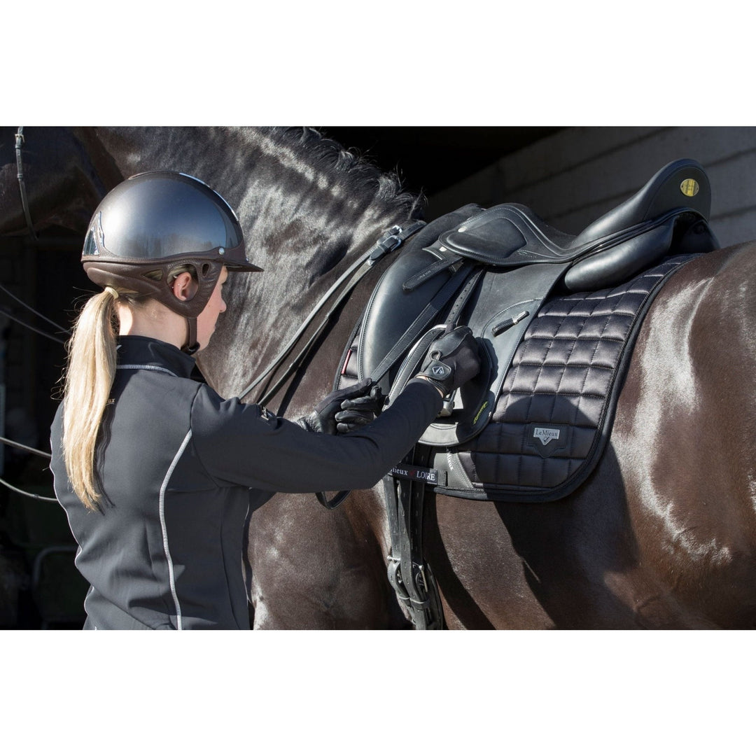 LeMieux Dressurschabracke "Loire klassisch Satin", Black - IQ Horse