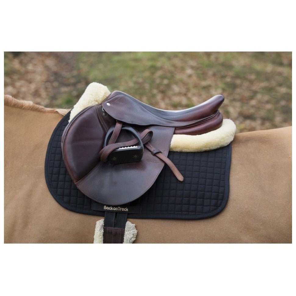 Back on Track Schabracke Springen No. I - IQ Horse