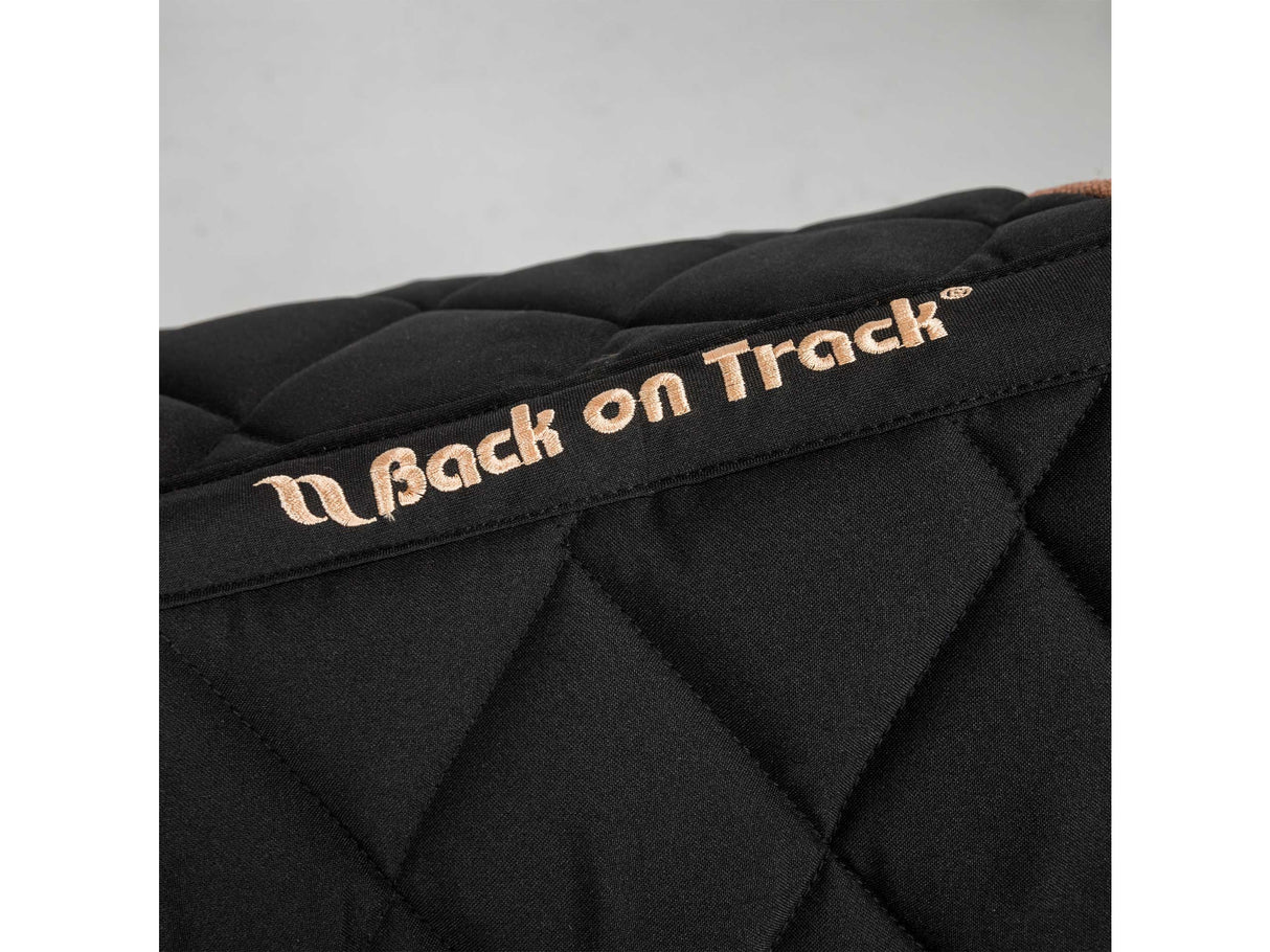 Back on Track Haze Collection Springschabracke, Black & Rosé - IQ Horse