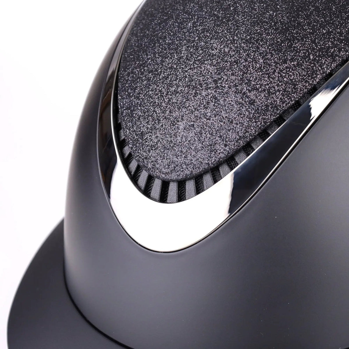 USG Reithelm Comfort Highlight – Glamour & Sicherheit - IQ Horse