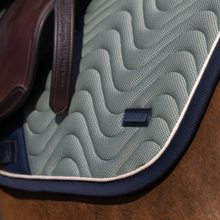 Kingsland KLLucca Dressur-Schabracke – atmungsaktiv, 3D-Mesh