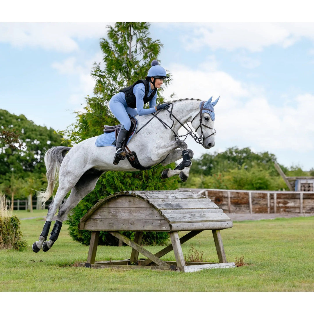 LeMieux Suede Close Contact Schabracke – Springschabracke - IQ Horse