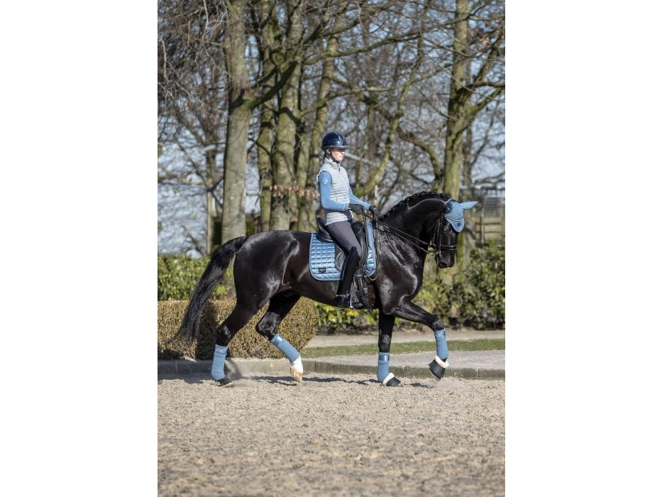 LeMieux Dressurschabracke "Loire klassisch Satin", Ice Blue - IQ Horse