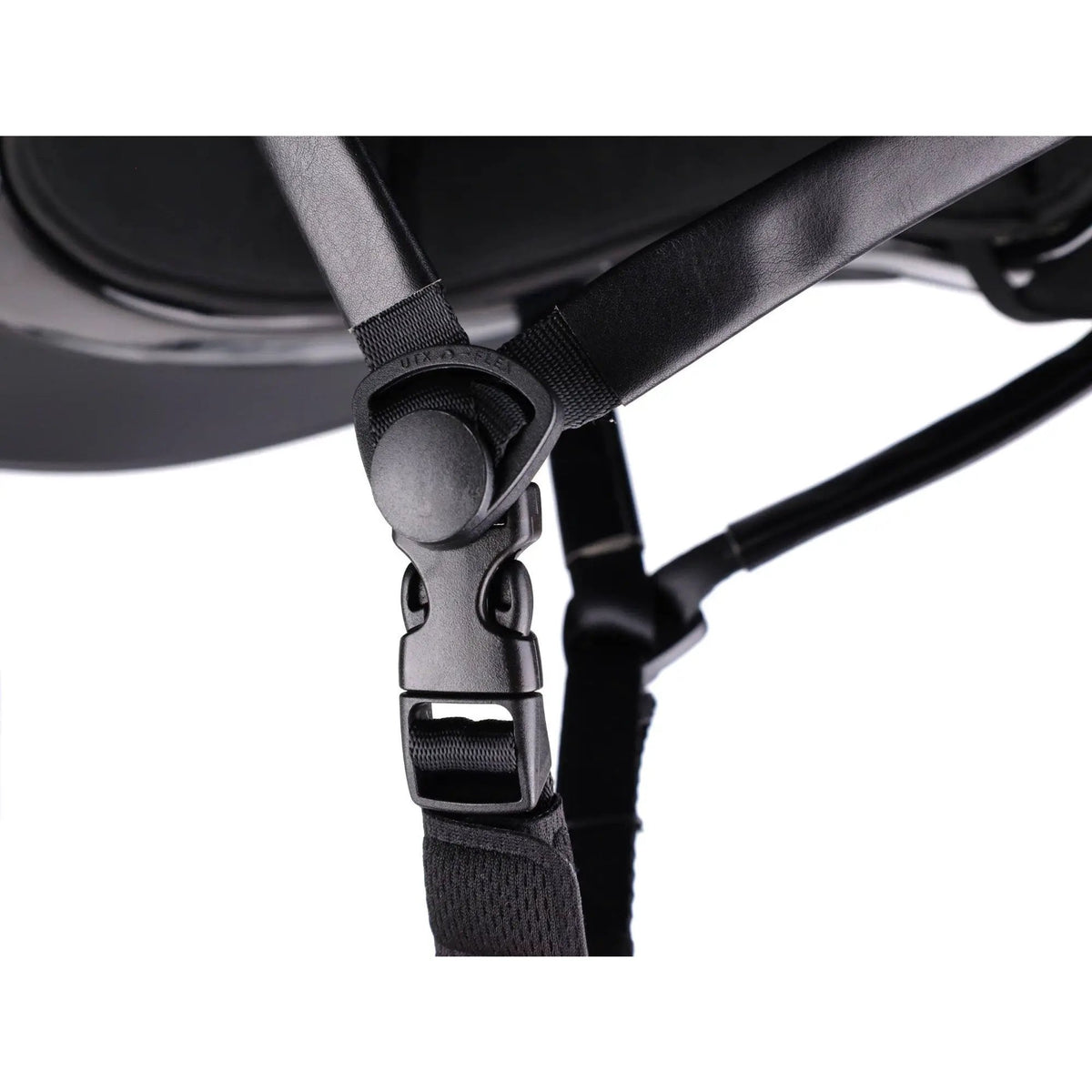 USG Reithelm Comfort Highlight – Glamour & Sicherheit - IQ Horse
